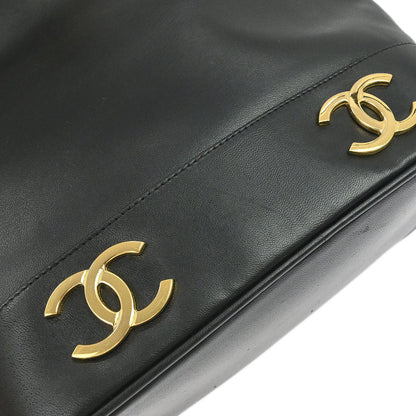 Chanel 1991-1994 Black Lambskin Shoulder Bag