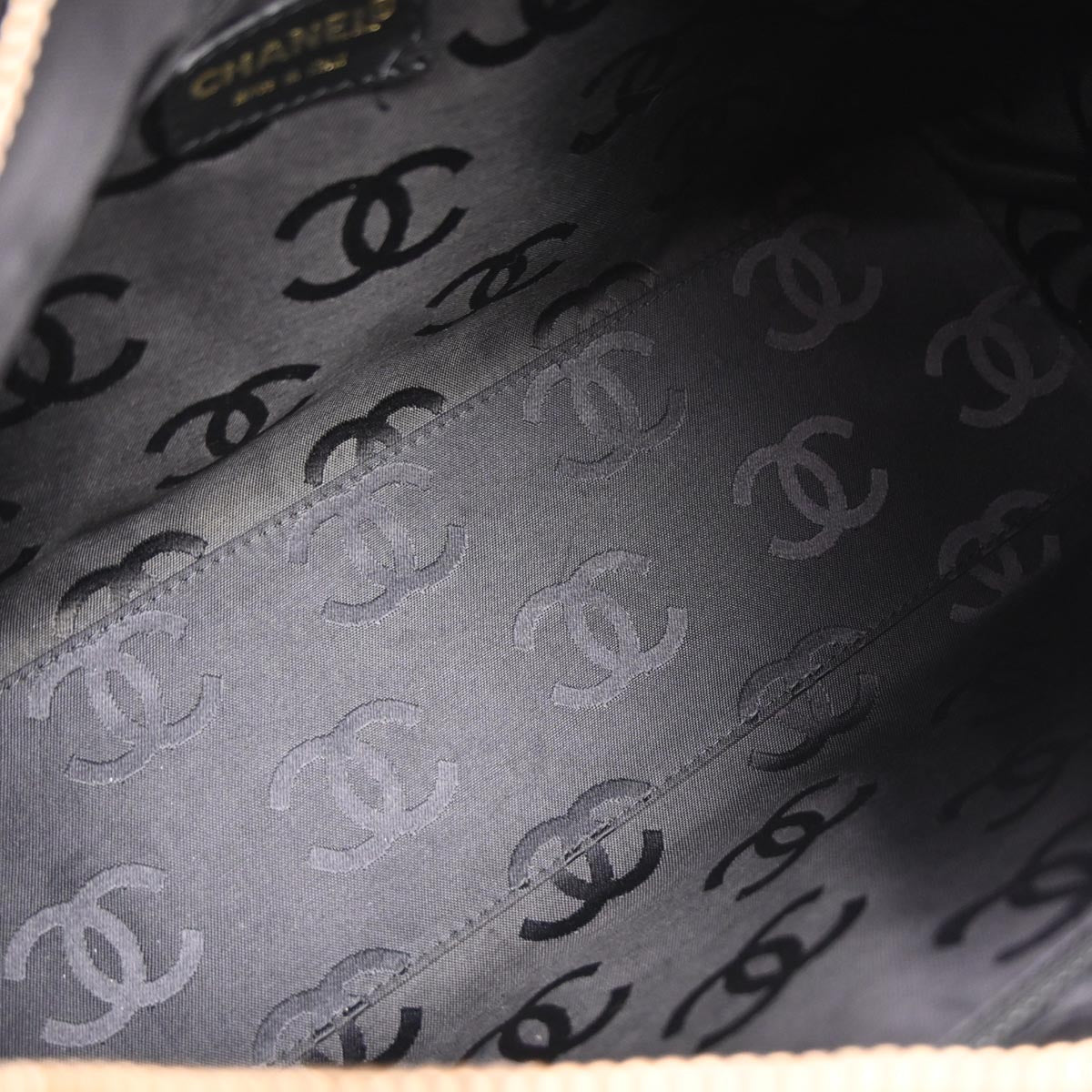 Chanel 2002-2003 Black Caviar Skin Handbag