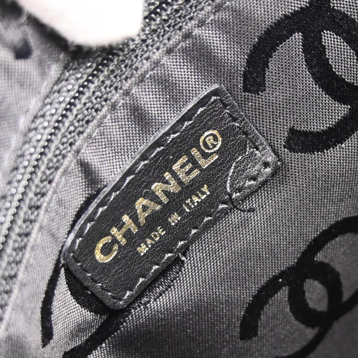 Chanel 2002-2003 Black Caviar Skin Handbag