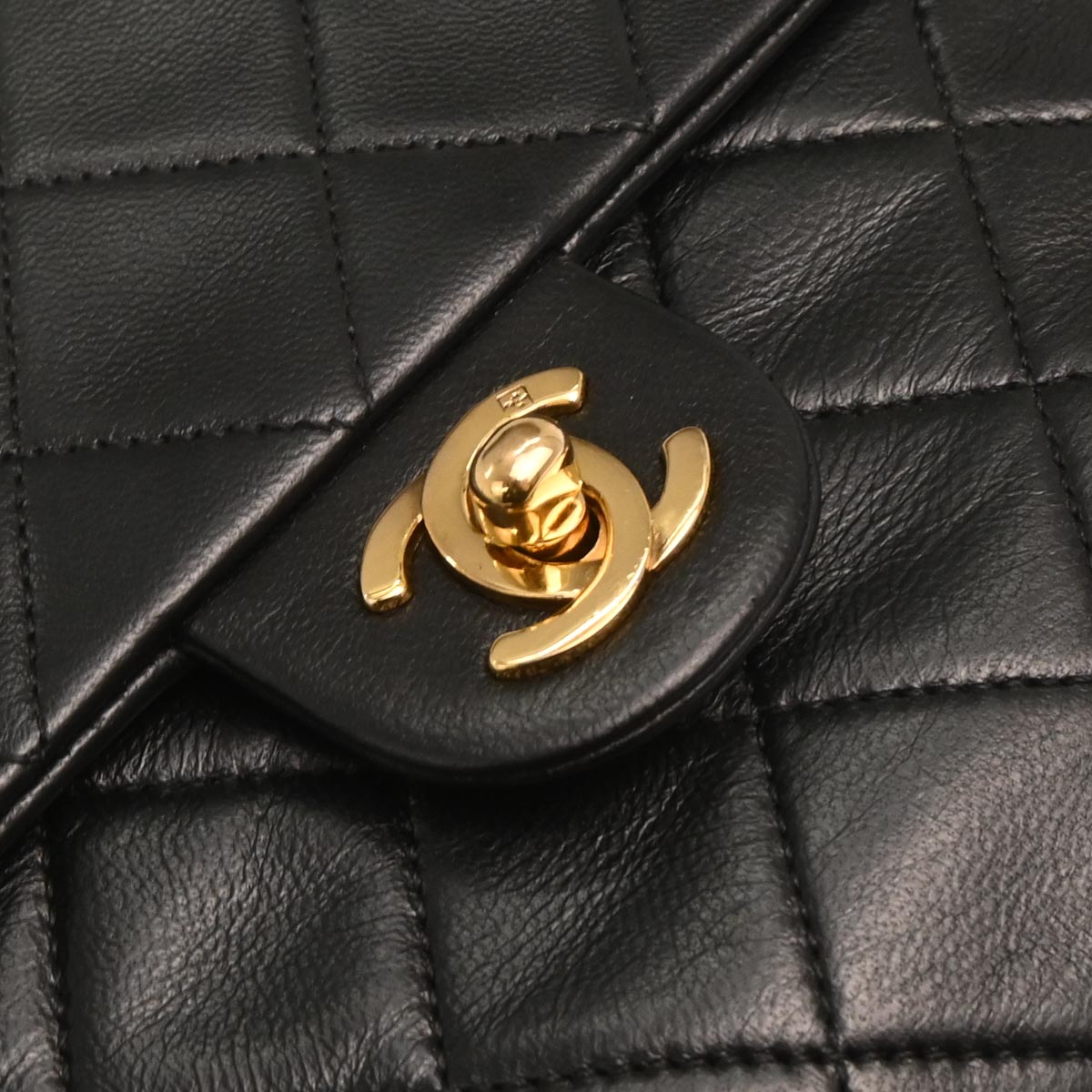 Chanel 1989-1991 Black Lambskin Classic Square Flap Shoulder Bag