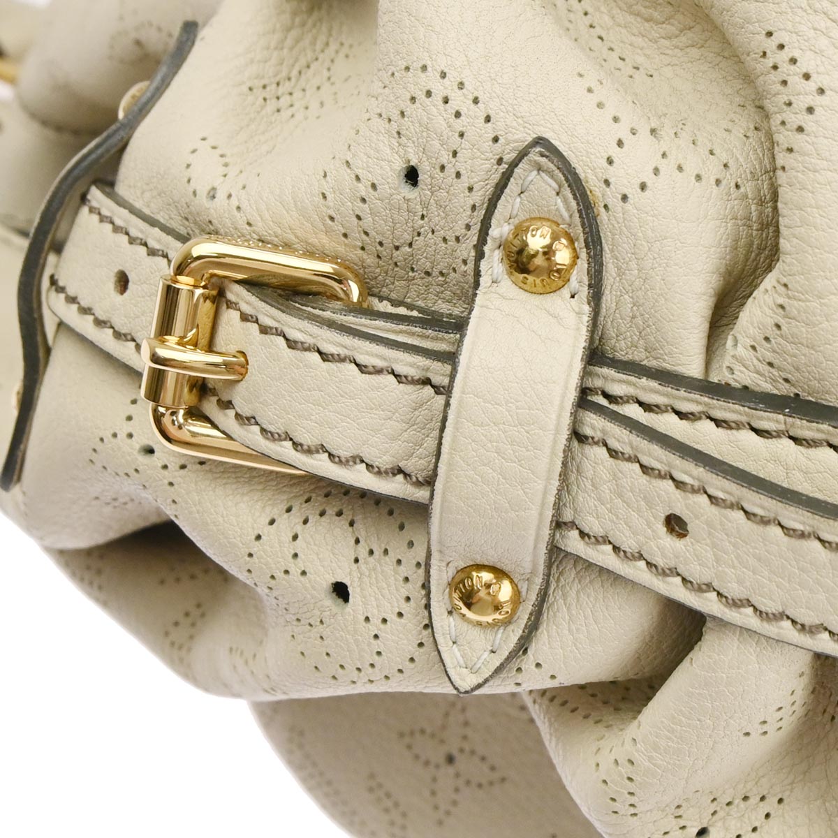 Louis Vuitton Gray Mahina L Hobo Handbag M95977