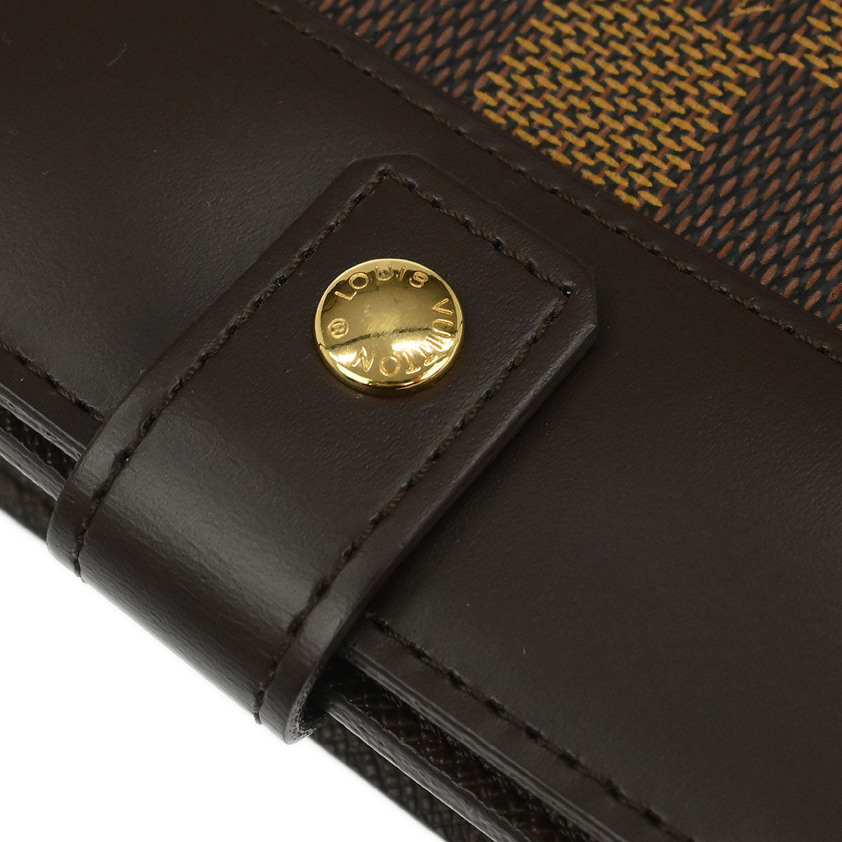 Louis Vuitton Damier Compact Zip Wallet N61668