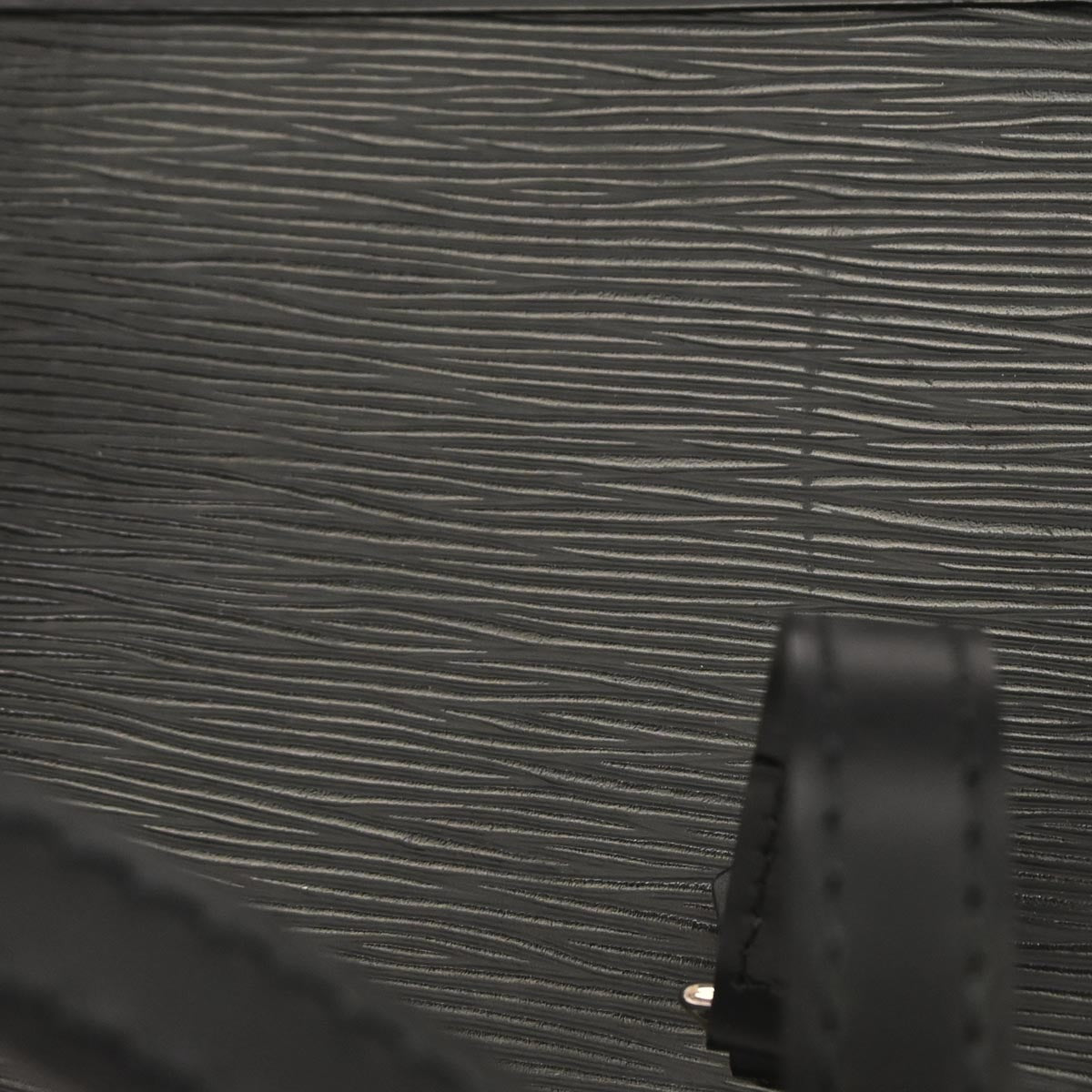 Louis Vuitton Black Epi Madeleine PM Shoulder Bag M59332