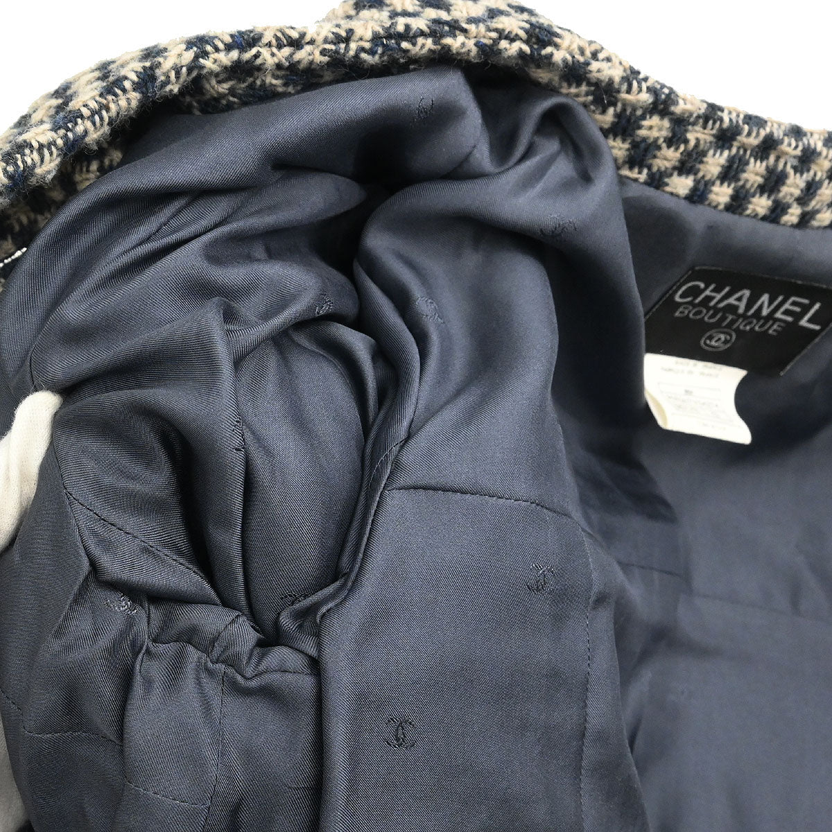 Chanel 1995 Single Breasted Collarless Jacket Navy #42