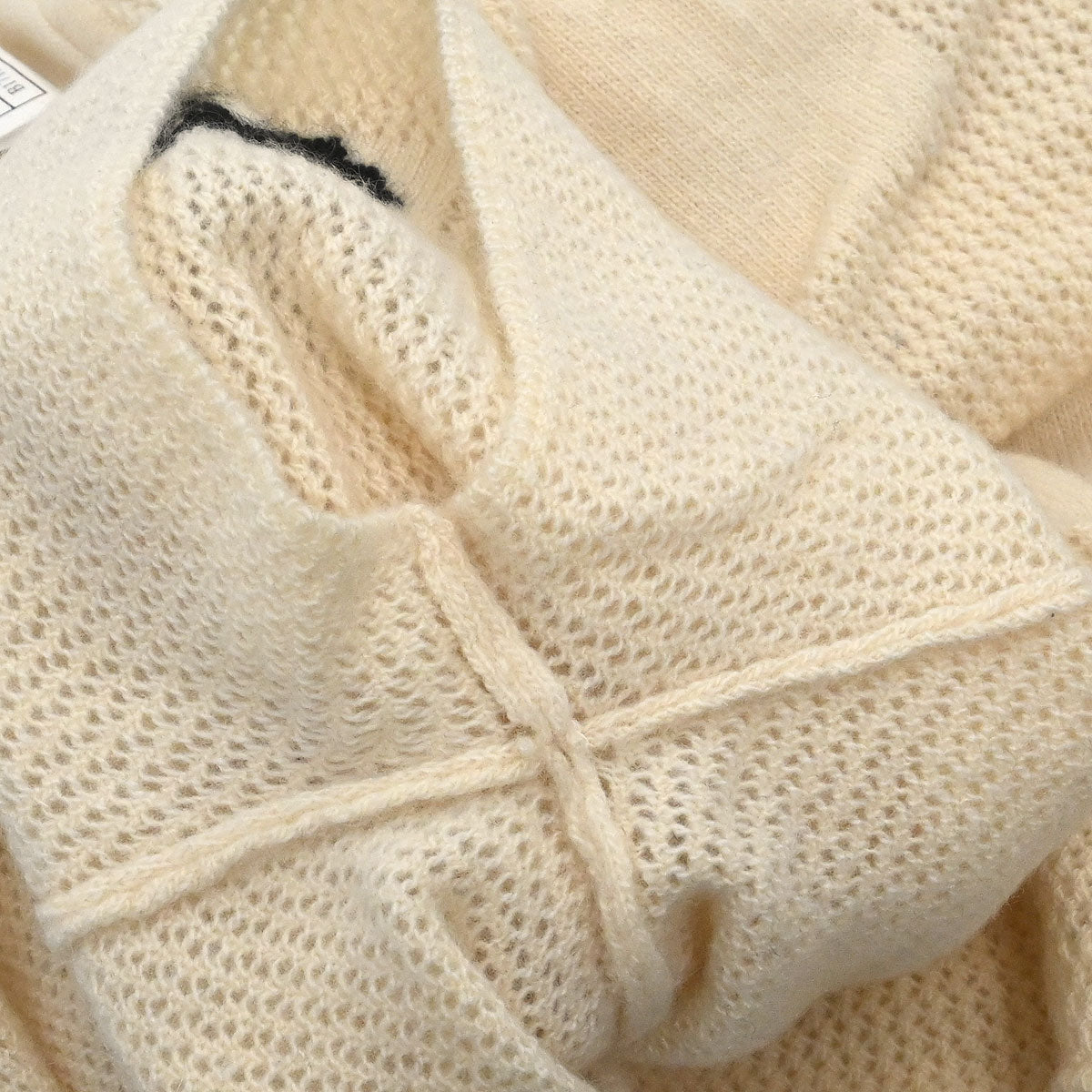 Chanel 2001 Top Ivory #44