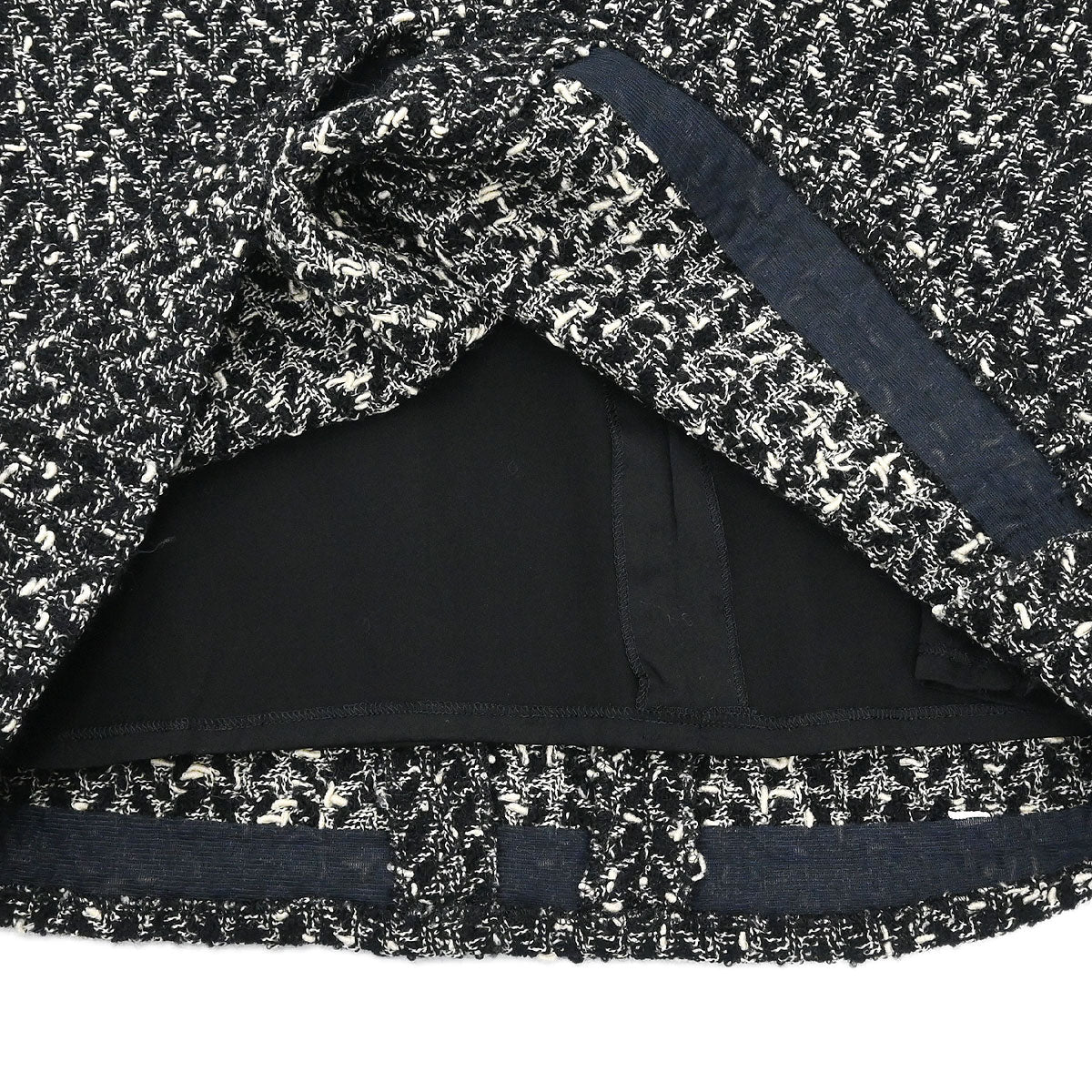 Chanel 1997 Setup Suit Jacket Skirt Tweed Black #40