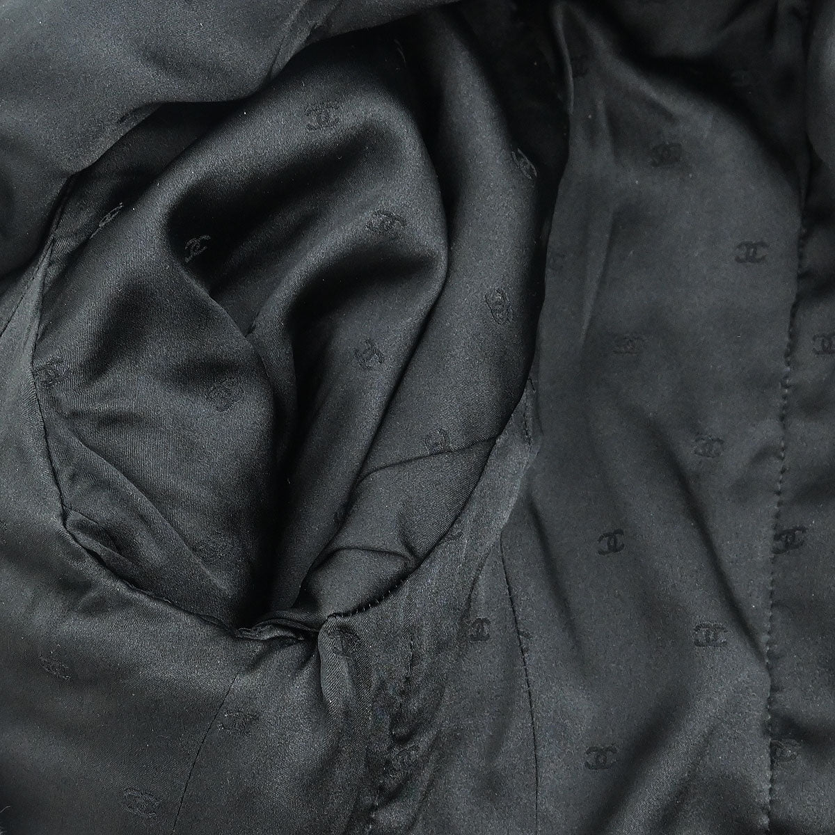 Chanel 1994 Collarless Single Breasted Jacket Black #44