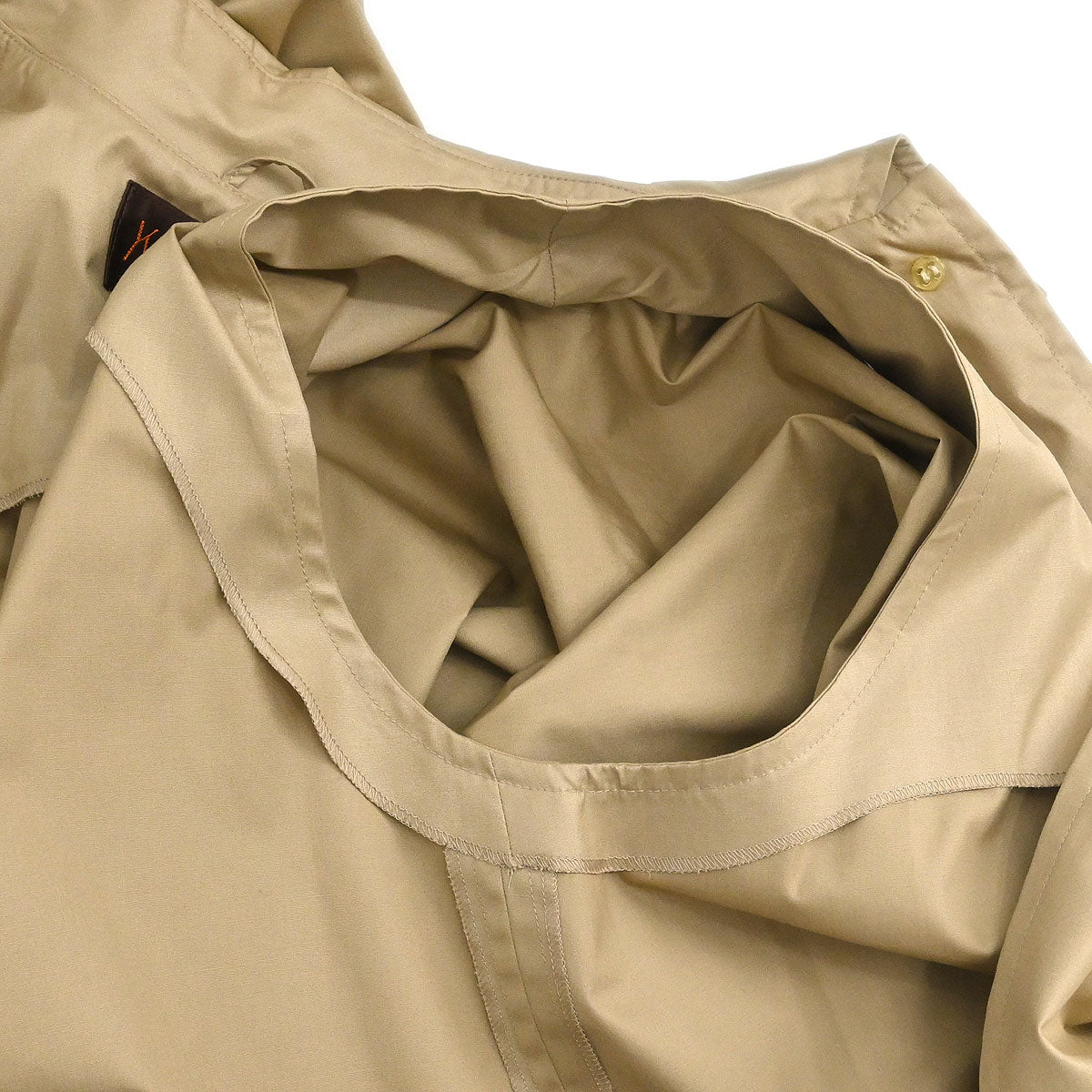 Yves Saint Laurent Storm Shield Sleeveless Coat Beige #34–36