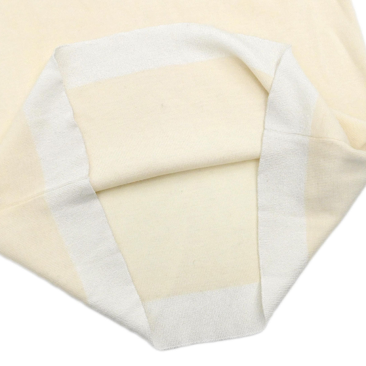 Chanel 2006 Top Ivory #36