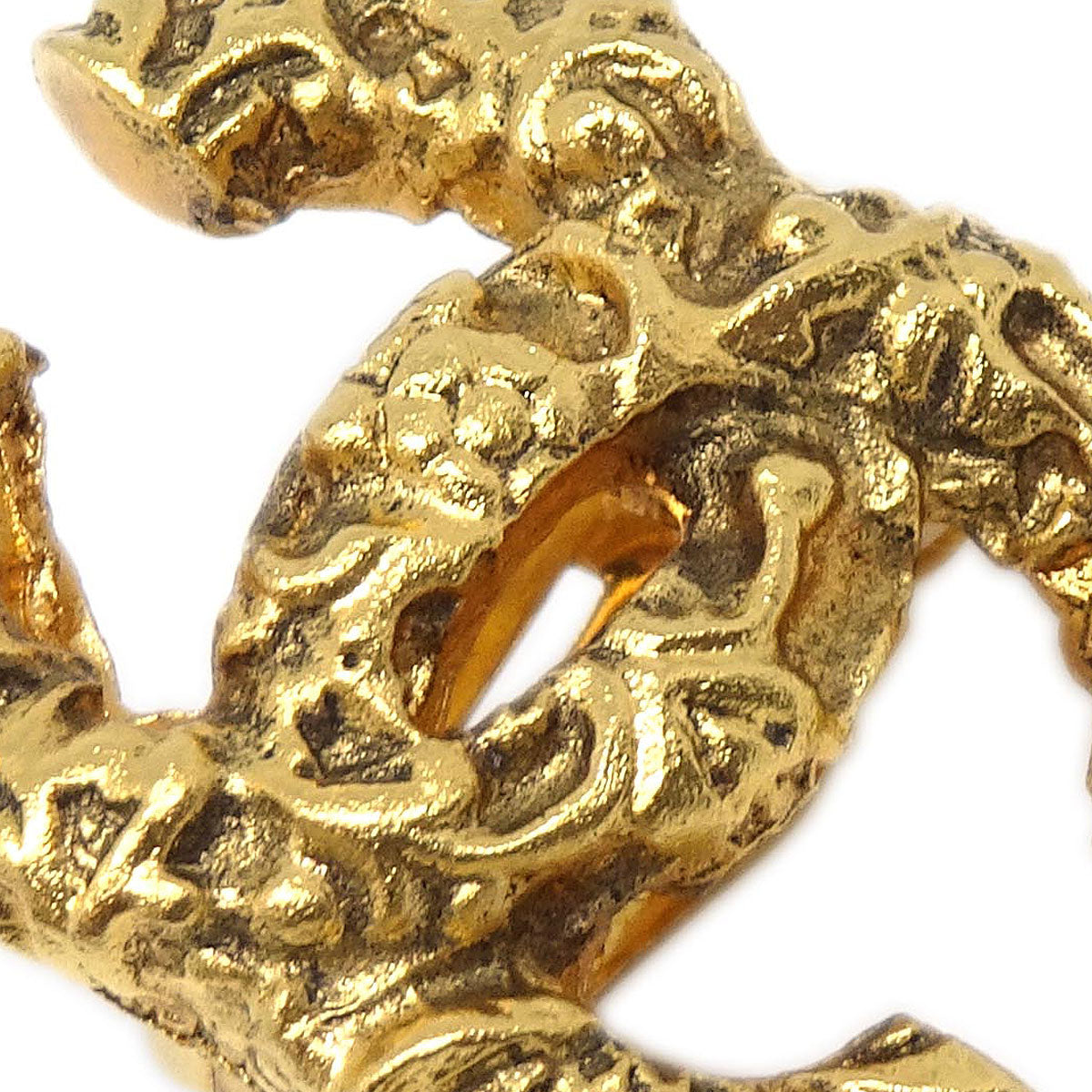 Chanel CC Clip-On Earrings Gold 93A