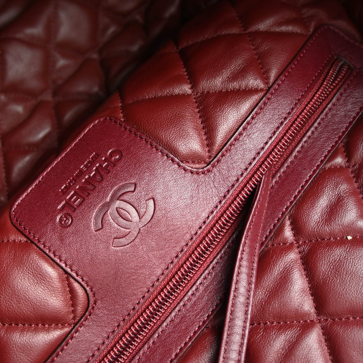 Chanel 2009-2010 Black Calfskin Coco Cocoon Tote Handbag