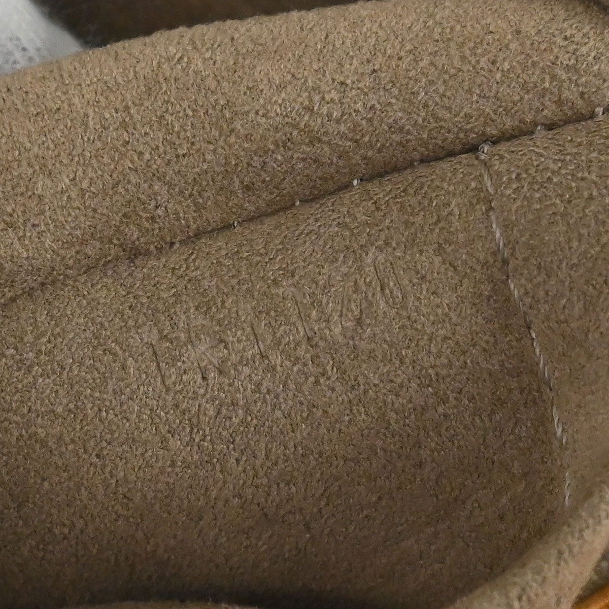 Louis Vuitton Black Multicolor Courtney MM Shoulder Handbag M45642