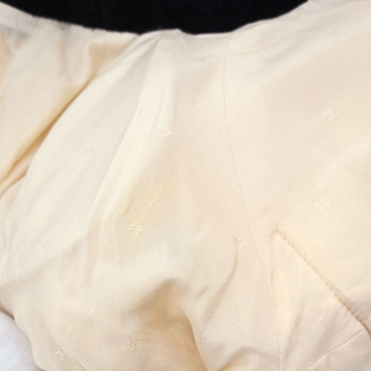 Chanel CC Logo Jacket Ivory 28 #38