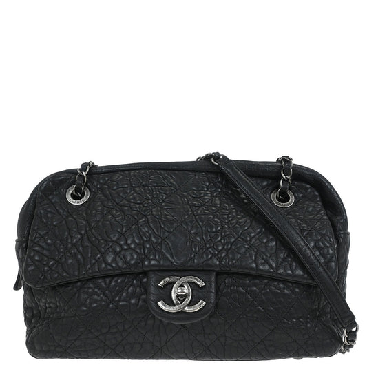 Chanel Black Calfskin Shoulder Bag