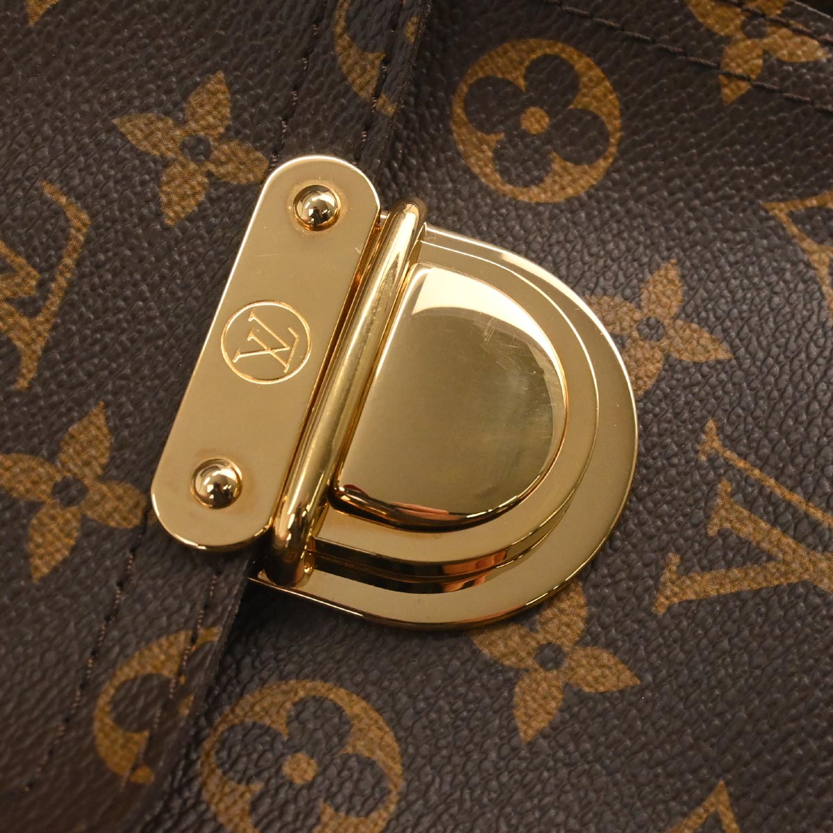 Louis Vuitton Monogram Manhattan GM Handbag M40025