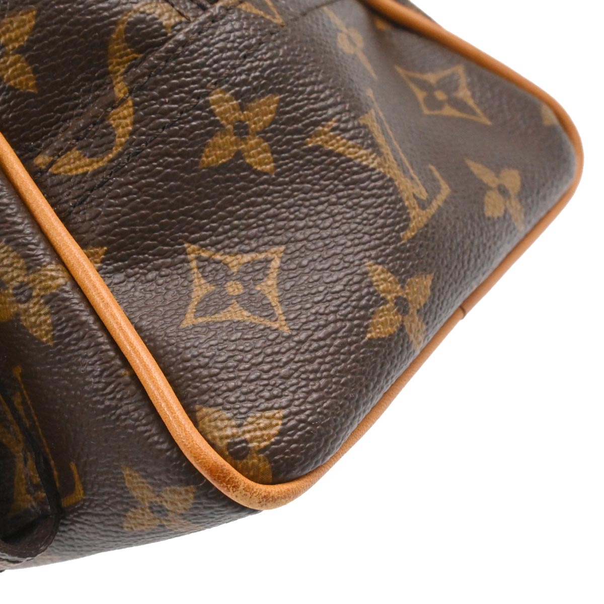 Louis Vuitton Monogram Manhattan GM Handbag M40025