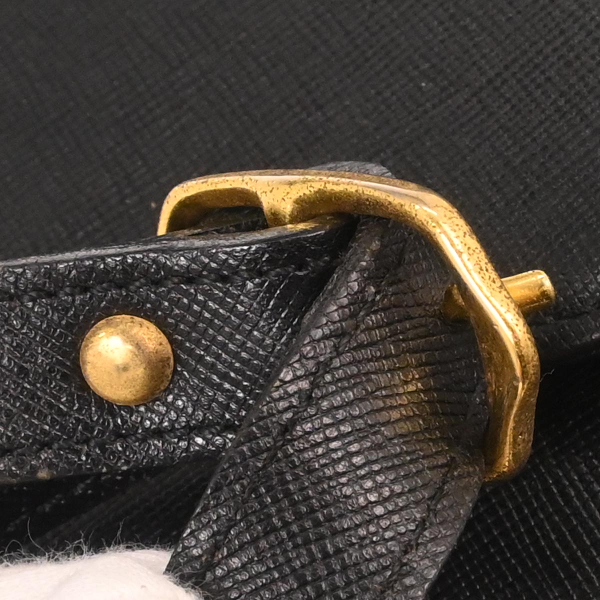 Yves Saint Laurent Black Leather Shoulder Bag