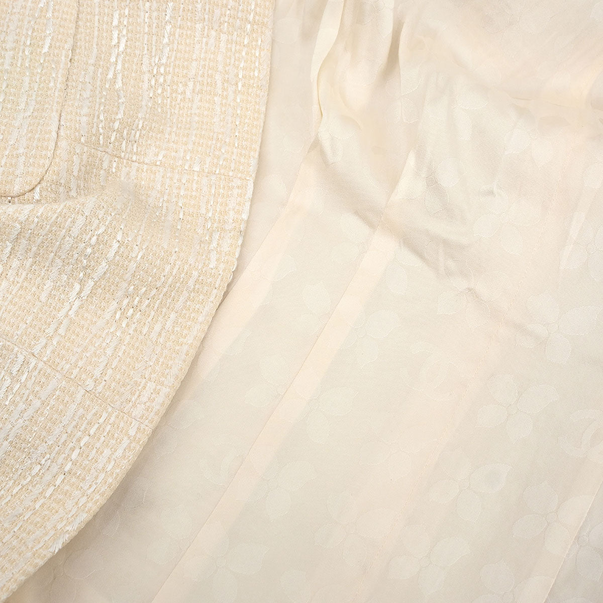 Chanel 2002 Collarless Single Breasted Jacket Ivory #38
