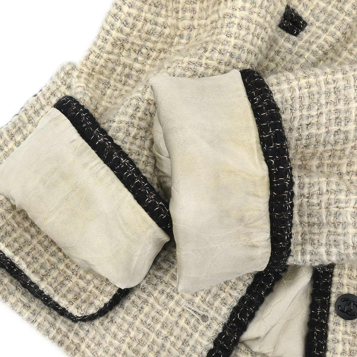 Chanel 2003 Single Breasted Collarless Jacket Beige #40