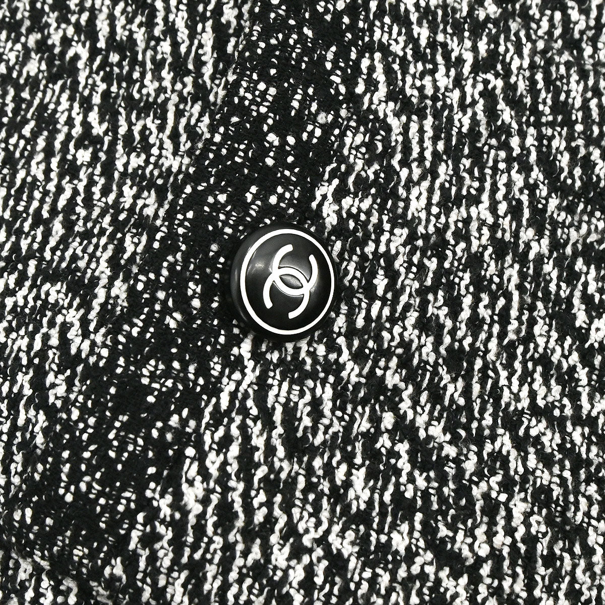 Chanel 1997 Tweed Setup Suit Jacket Skirt Black #38