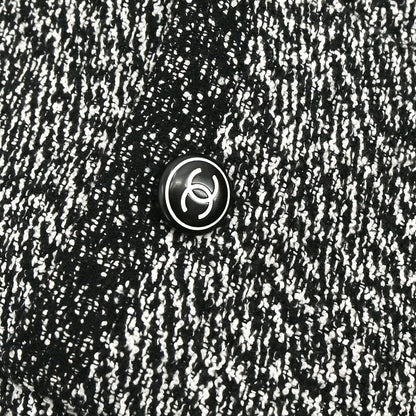 Chanel 1997 Tweed Setup Suit Jacket Skirt Black #38