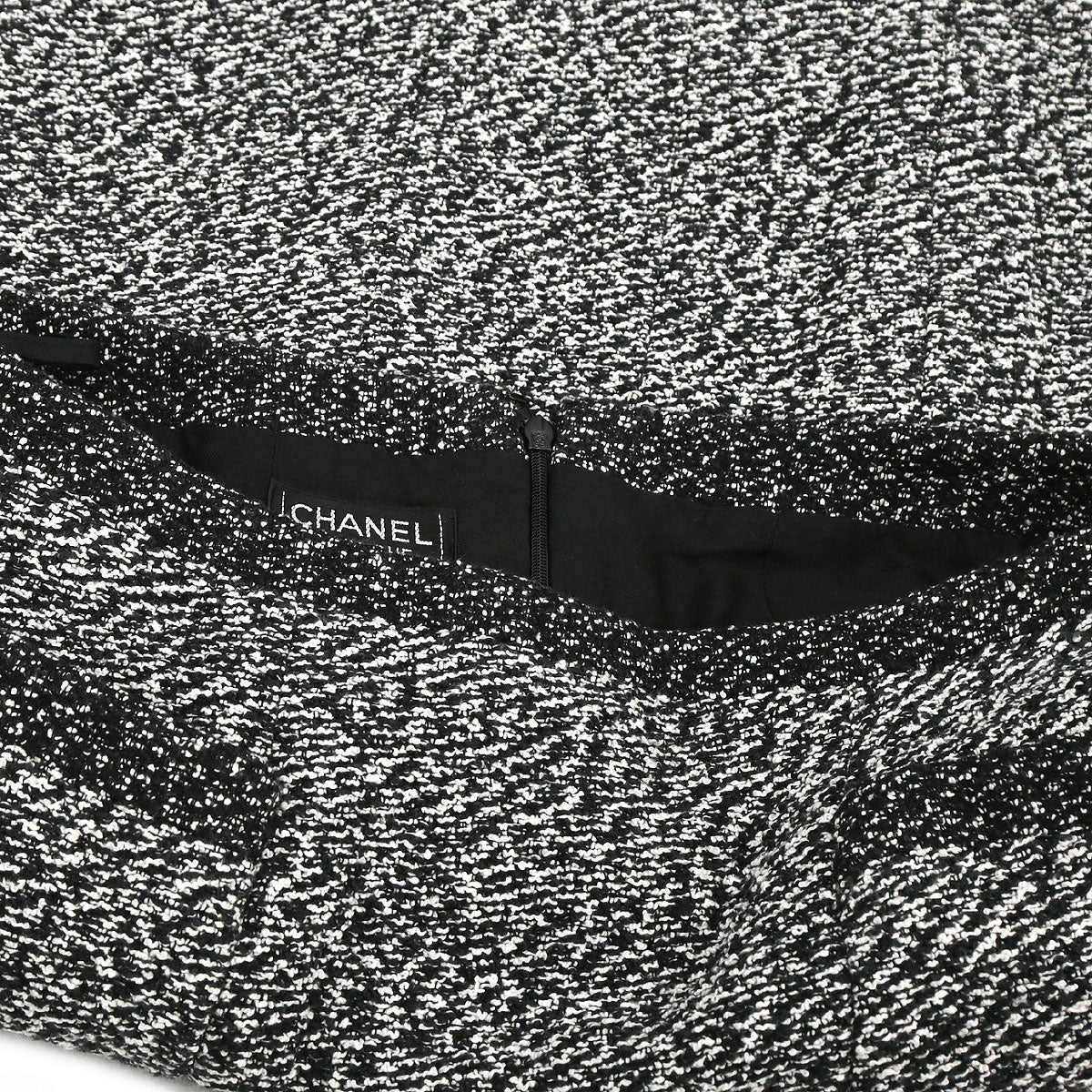 Chanel 1997 Tweed Setup Suit Jacket Skirt Black #38