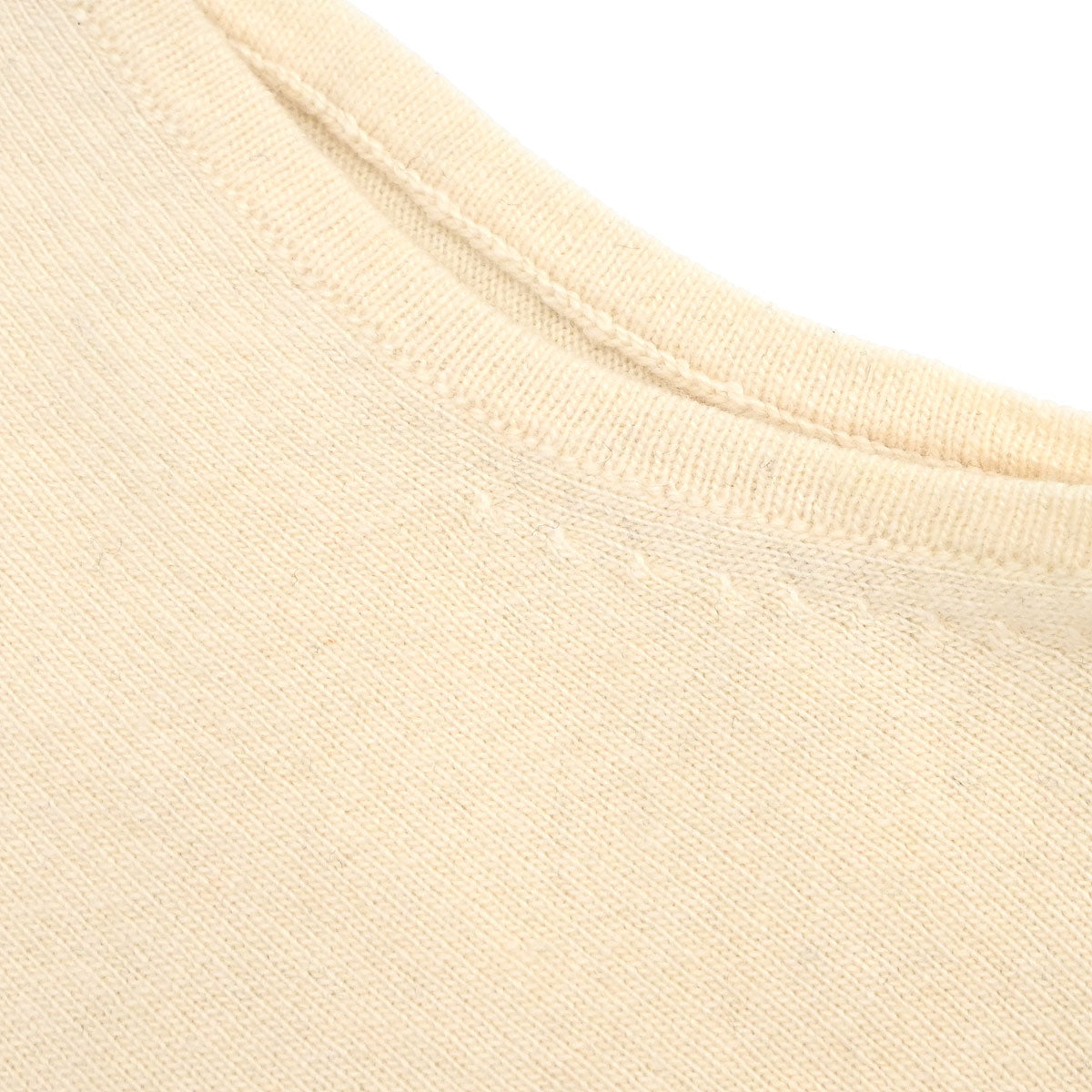 Chanel 2002 Sleeveless Knit Top Ivory #38