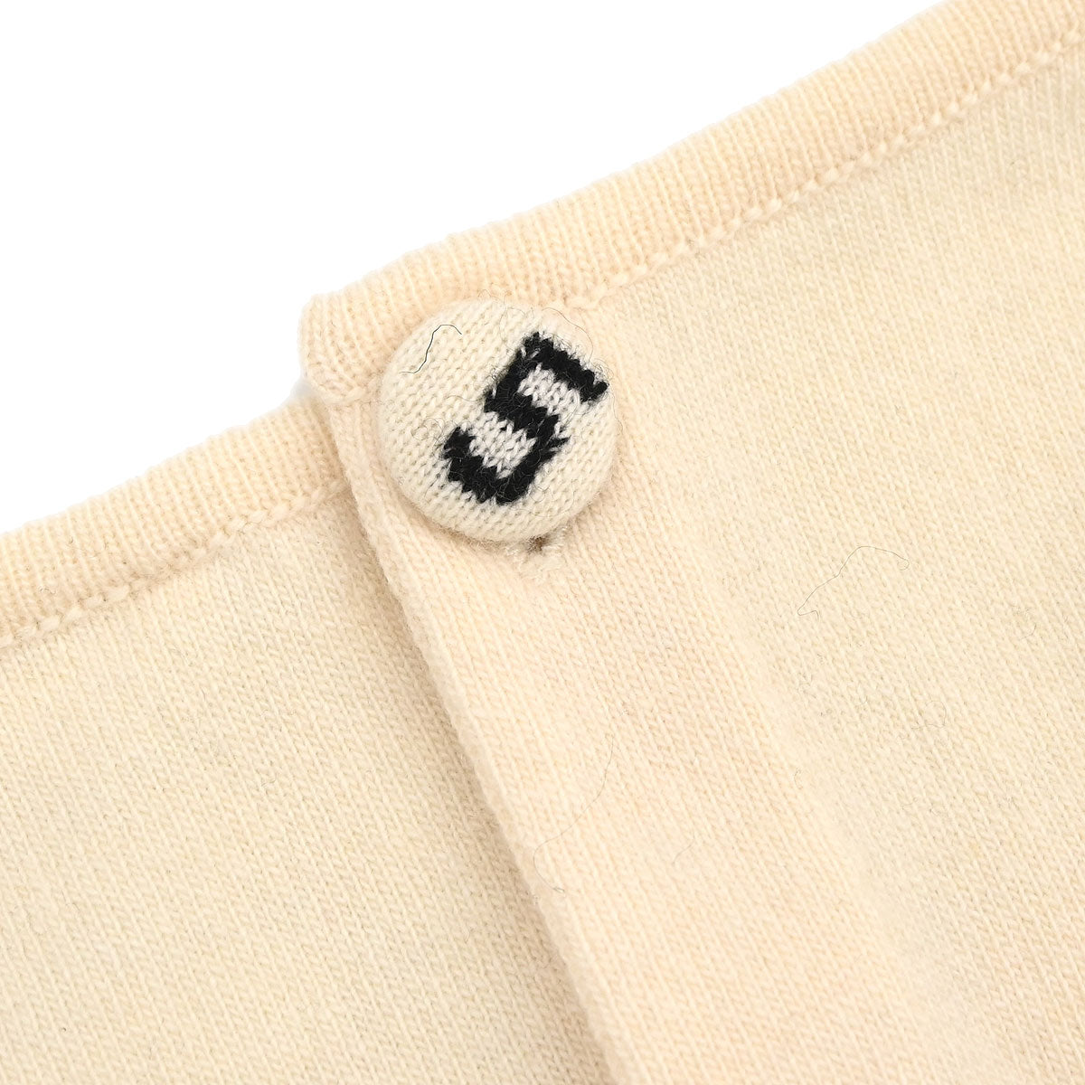 Chanel 2002 Sleeveless Knit Top Ivory #38