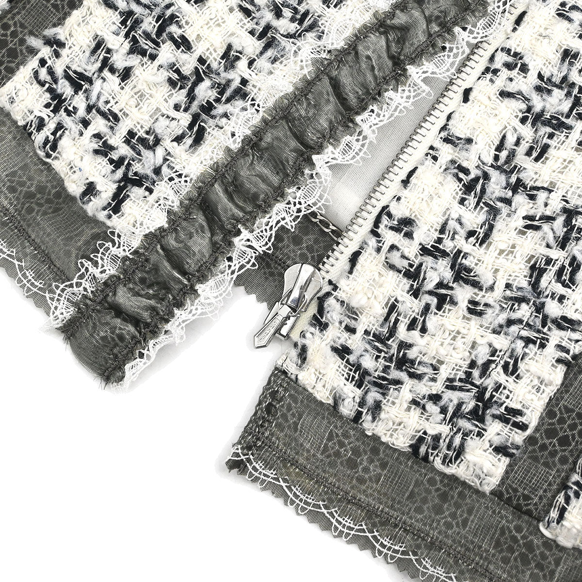 Chanel 2009 Single Breasted Jacket White #36