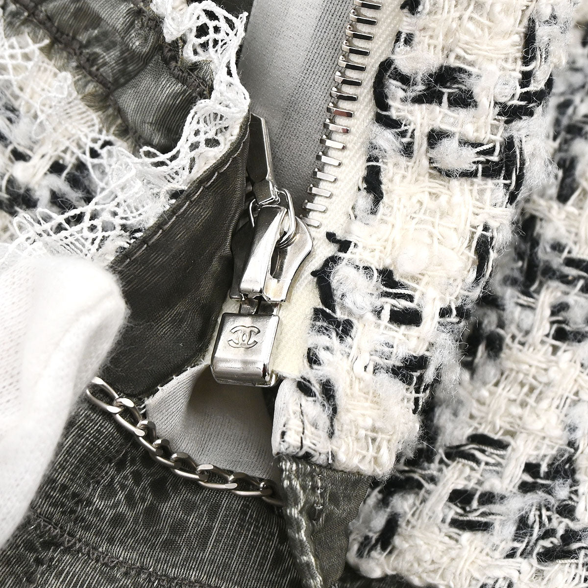 Chanel 2009 Single Breasted Jacket White #36