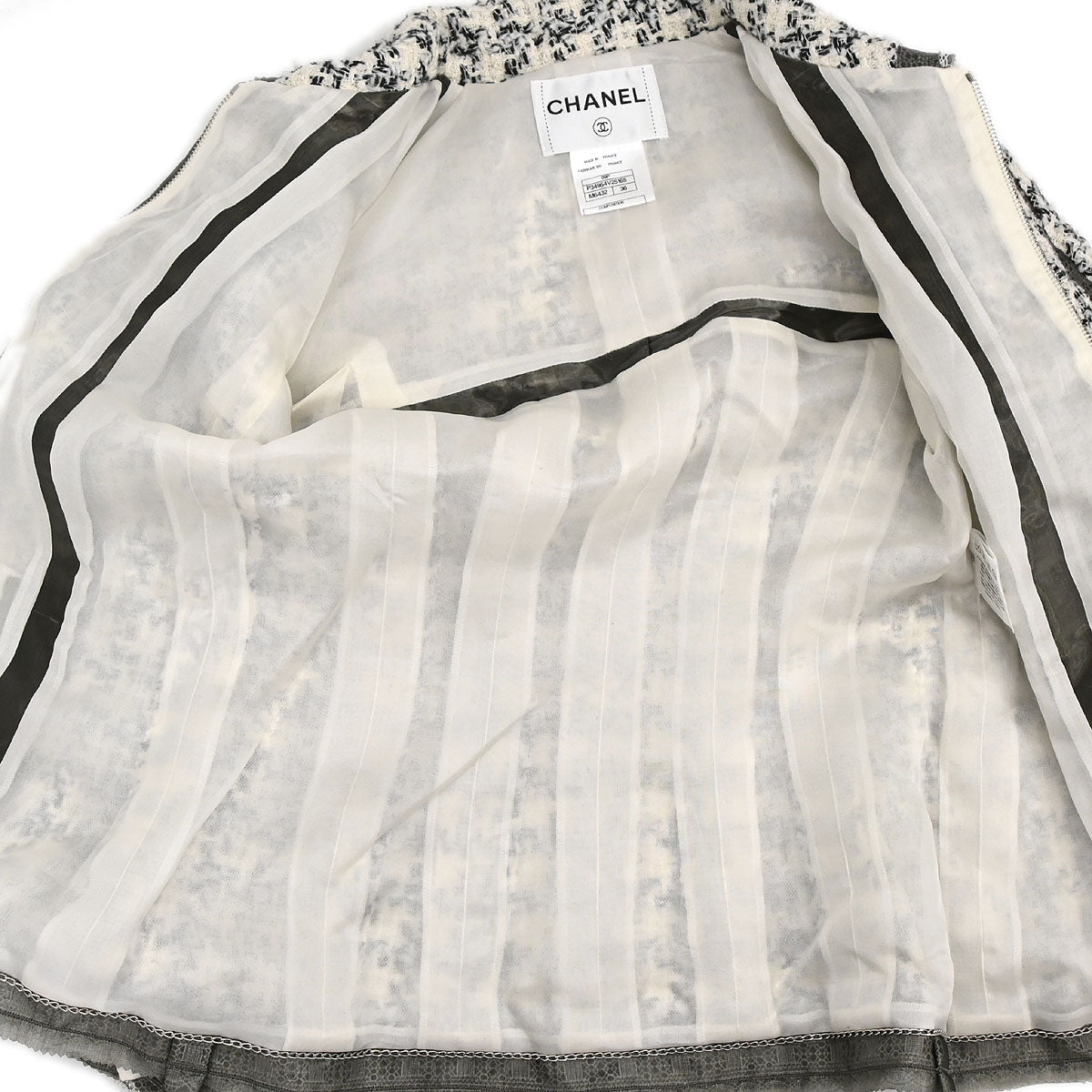 Chanel 2009 Single Breasted Jacket White #36