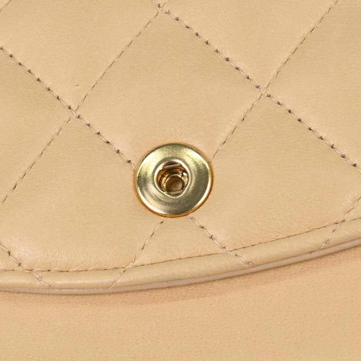 Chanel 2004-2005 Beige Black Lambskin Medium Classic Double Flap Shoulder Bag