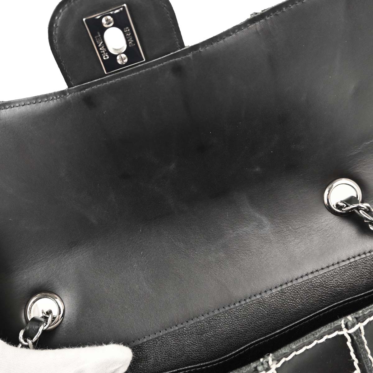 Chanel 2001-2003 Black Calfskin Wild Stitch Choco Bar Waffle Shoulder Bag