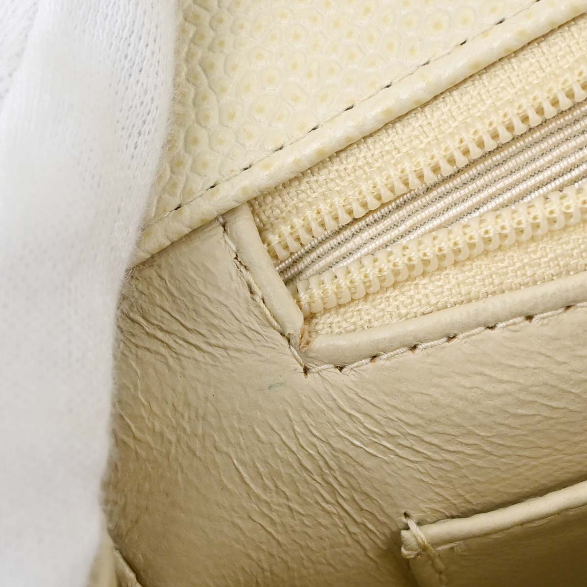 Chanel Ivory Caviar Skin Small Diana Shoulder Bag