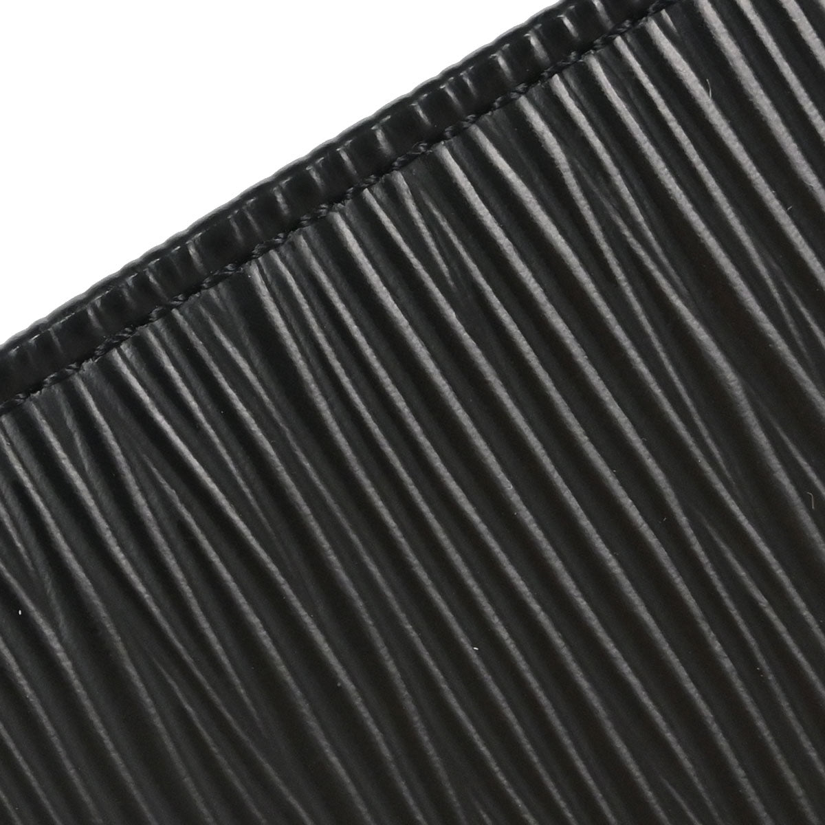 Louis Vuitton Black Porte Billets 6 Cartes Credit Wallet M63312