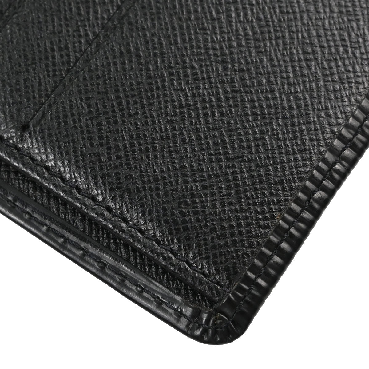 Louis Vuitton Black Porte Billets 6 Cartes Credit Wallet M63312