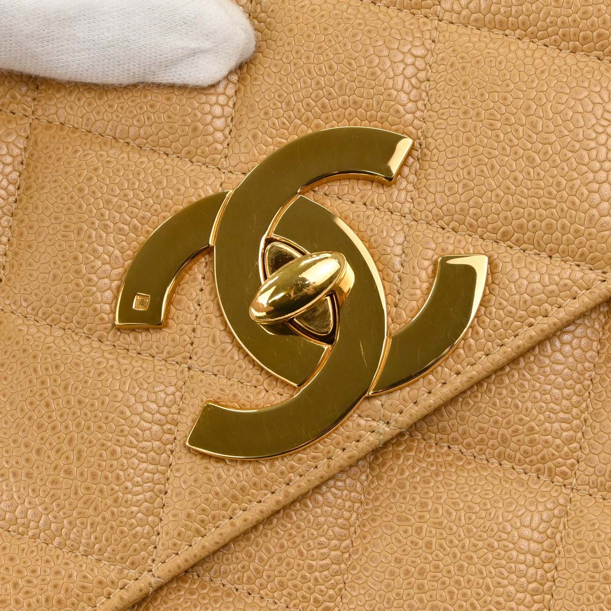 Chanel 1994-1996 Beige Caviar Skin Straight Flap Shoulder Bag