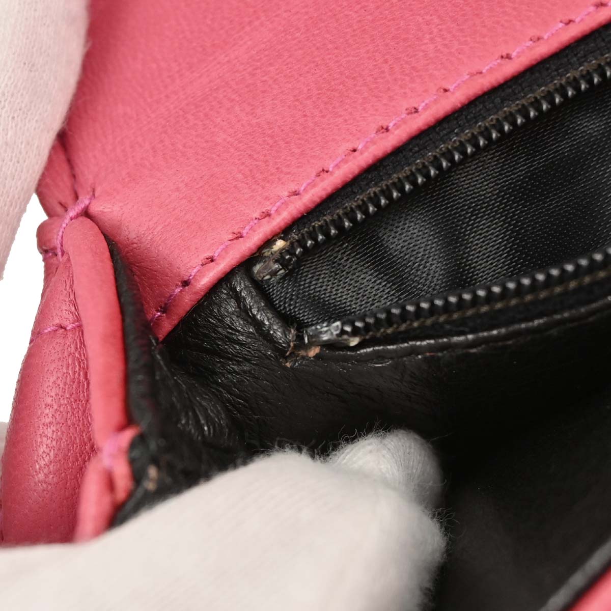Chanel 1989-1991 Pink Lambskin Clover Logo Shoulder Bag