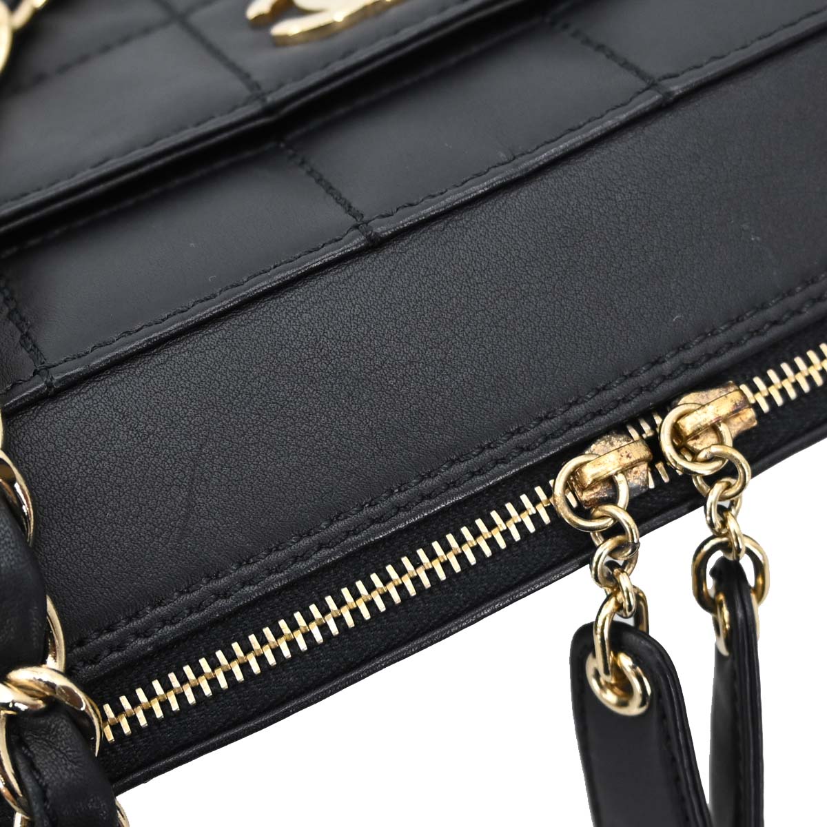 Chanel 2002-2003 Black Calfskin Choco Bar Chain Handbag