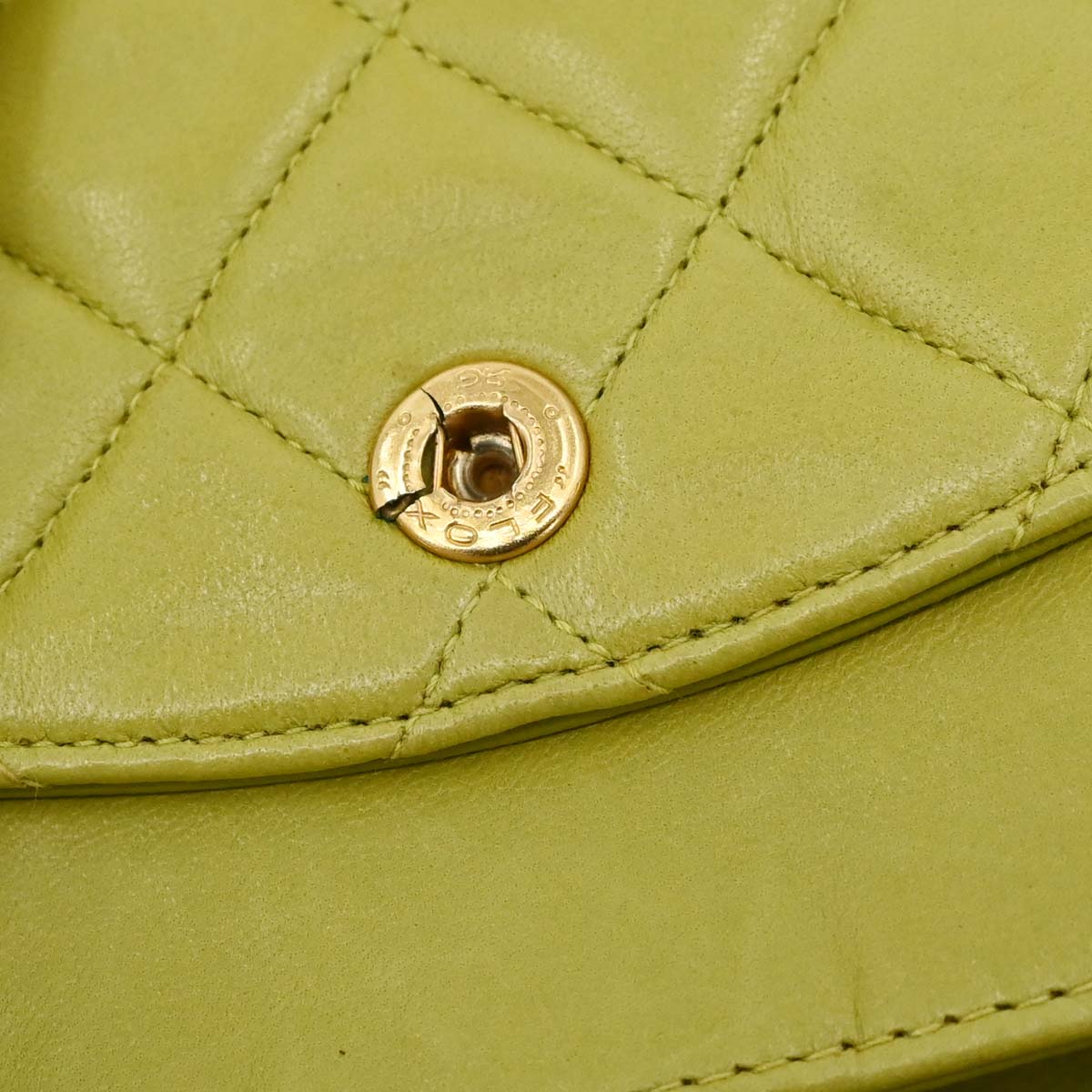Chanel 1996-1997 Green Lambskin Medium Classic Double Flap Shoulder Bag