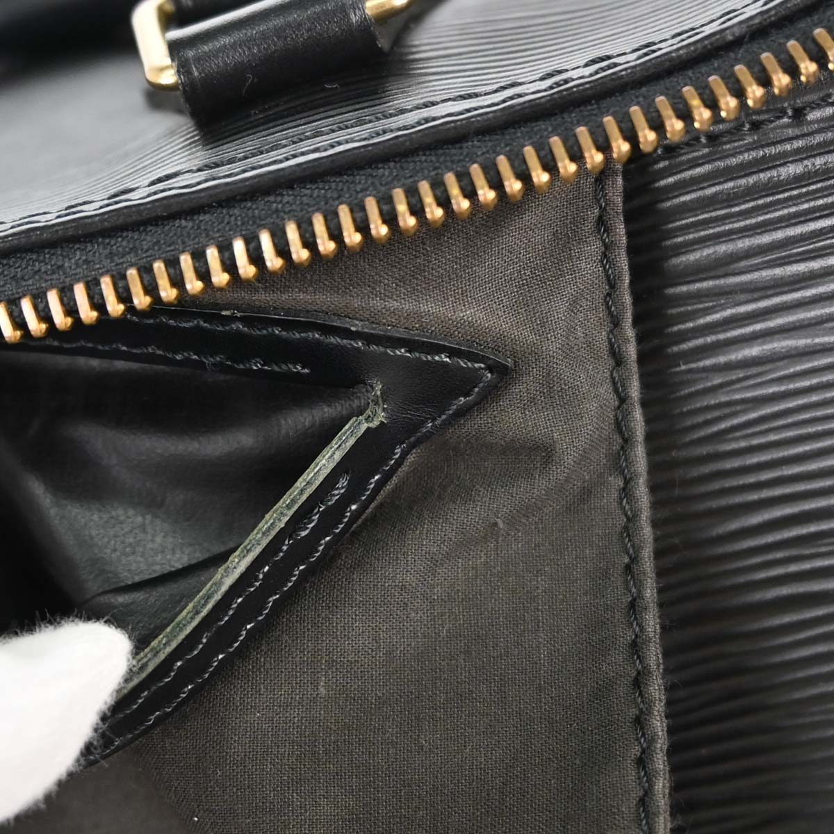 Louis Vuitton Black Epi Speedy 35 Handbag M42992