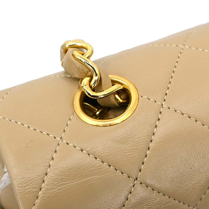 Chanel 1989-1991 Beige Lambskin Turnlock Small Full Flap Shoulder Bag