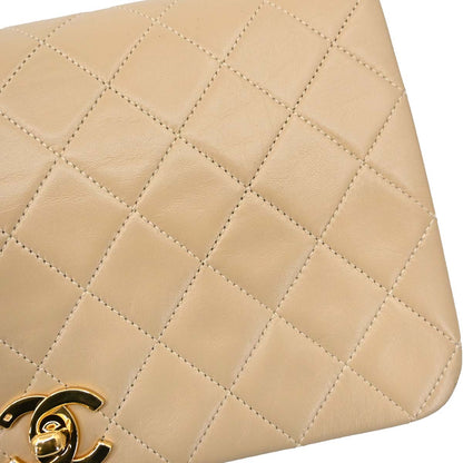 Chanel 1989-1991 Beige Lambskin Turnlock Small Full Flap Shoulder Bag