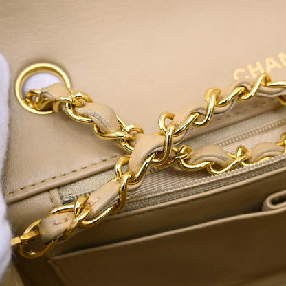 Chanel 1989-1991 Beige Lambskin Turnlock Small Full Flap Shoulder Bag
