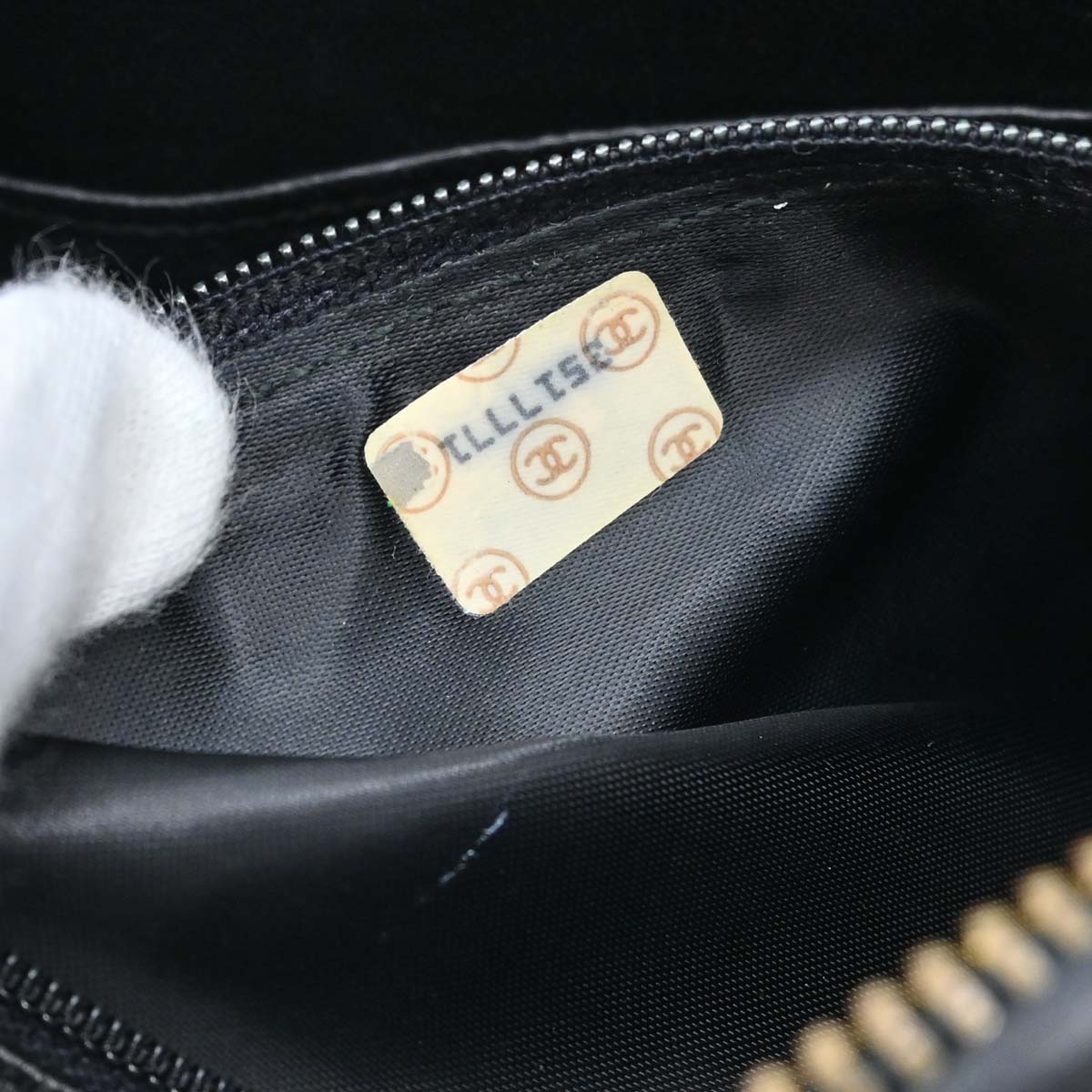 Chanel 1991-1994 Black Lambskin Chevron Camera Bag Small
