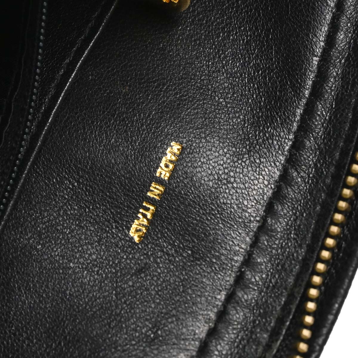 Chanel 1991-1994 Black Caviar Skin Chevron Camera Bag Small