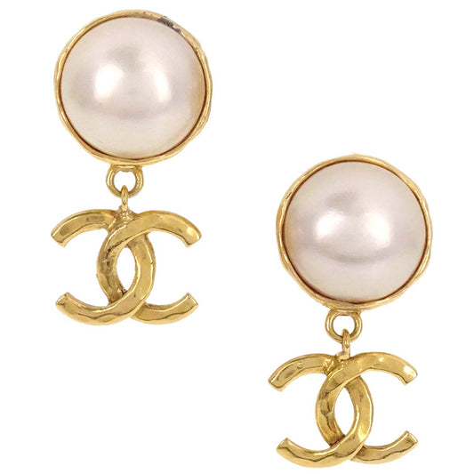 Chanel CC Costume Pearl Dangle Clip-On Earrings Gold 95P