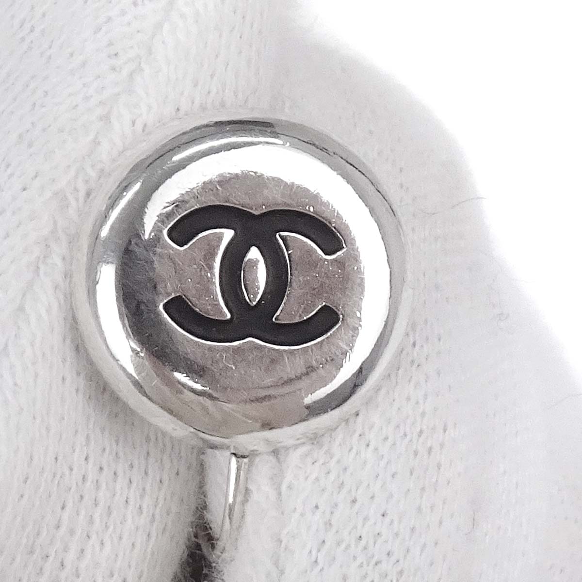 Chanel Button Pierced Earrings Silver 97P