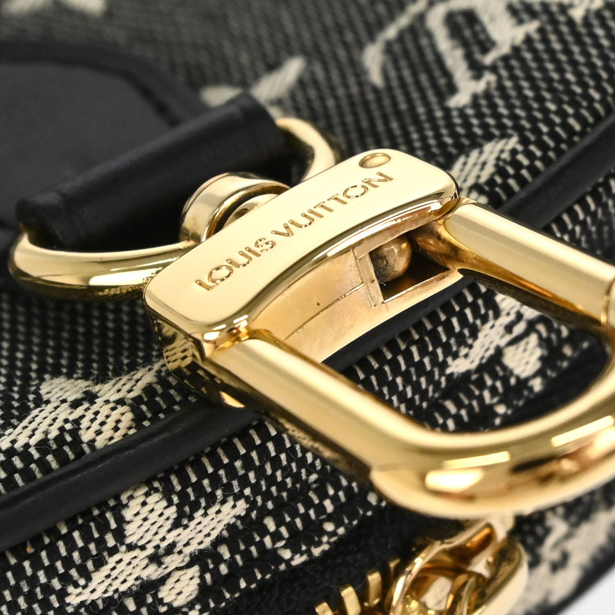 Louis Vuitton Monogram Mini Lin Us Digital Shoulder Bag M92066
