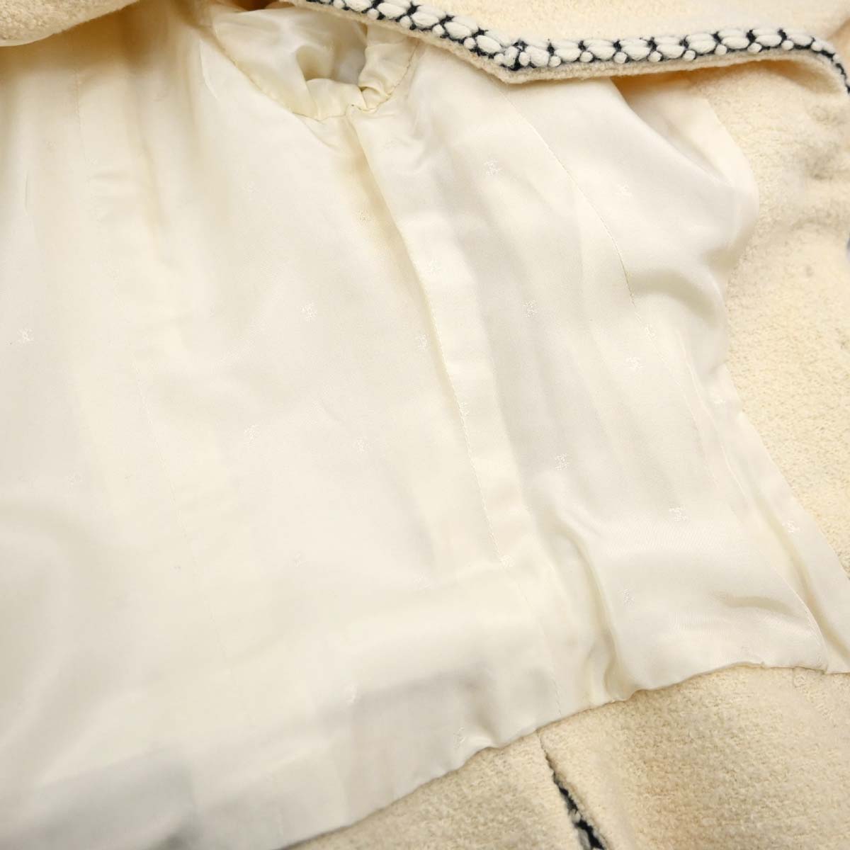Chanel 1993 Collarless Tweed Jacket Ivory#36